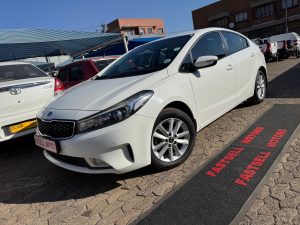 KIA CERATO 2.0EX AUTO