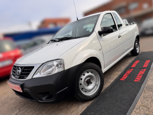 Nissan NP200 1.6